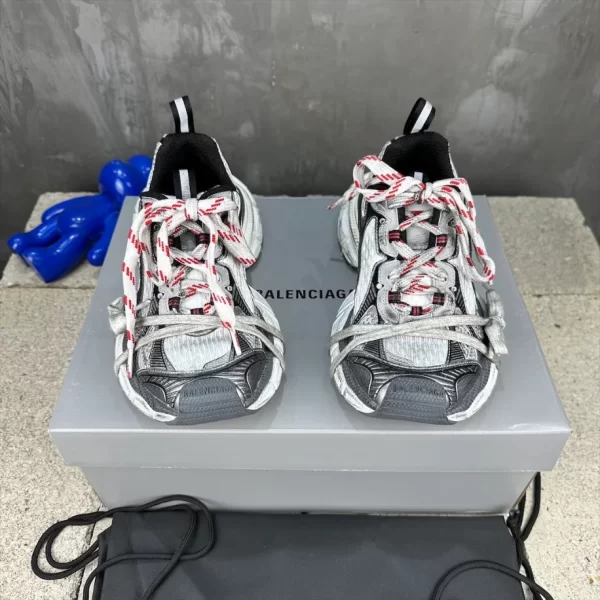 BALENCIAGA 3XL SNEAKER - BB161