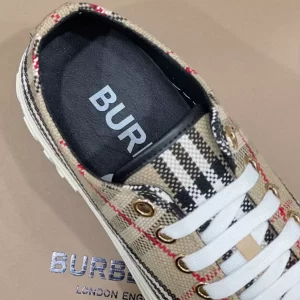 BURBERRY VINTAGE CHECK COTTON SNEAKERS - BBR121