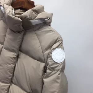 Canada Goose Coats - CG074