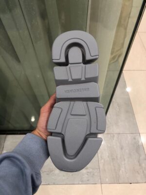 BALENCIAGA SPEED 2.0 SNEAKER - BB201