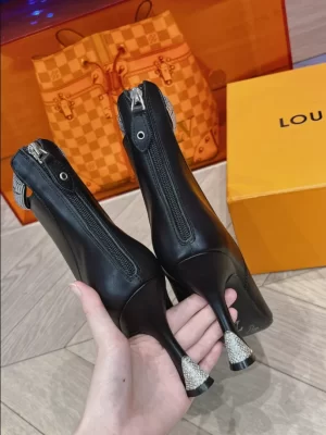 LOUIS VUITTON BOOT - WLS014