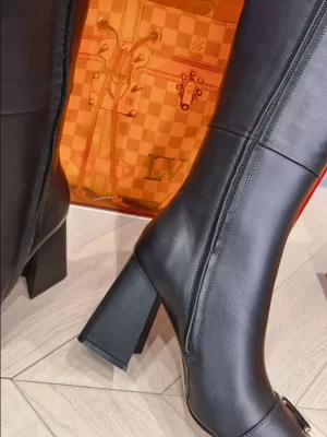 LOUIS VUITTON BOOT - WLS022