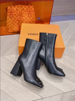 LOUIS VUITTON SHAKE ANKLE BOOT - WLS020