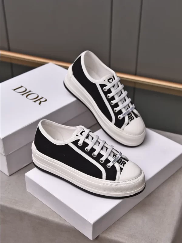 WALK'N'DIOR PLATFORM SNEAKER - CD179