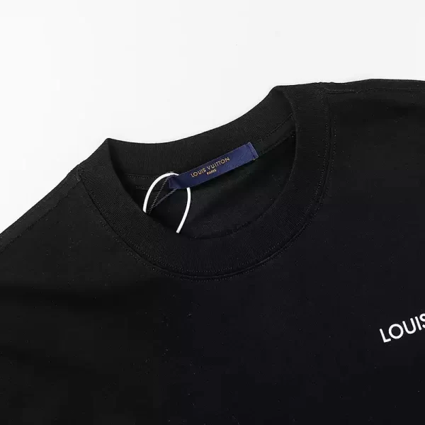 Louis Vuitton T-shirt - LSVT0210