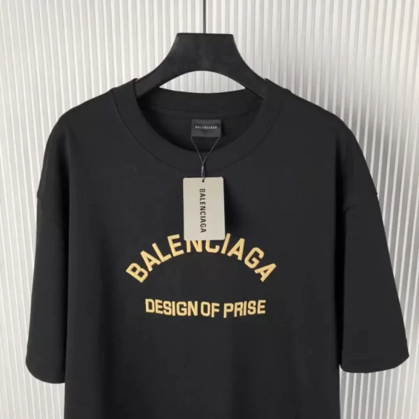 Balenciaga T-shirt - BBS098