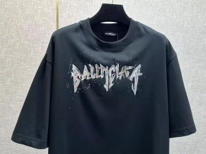 Balenciaga T-shirt - BBS124