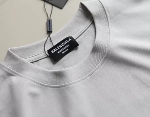 Balenciaga T-shirt - BBS126