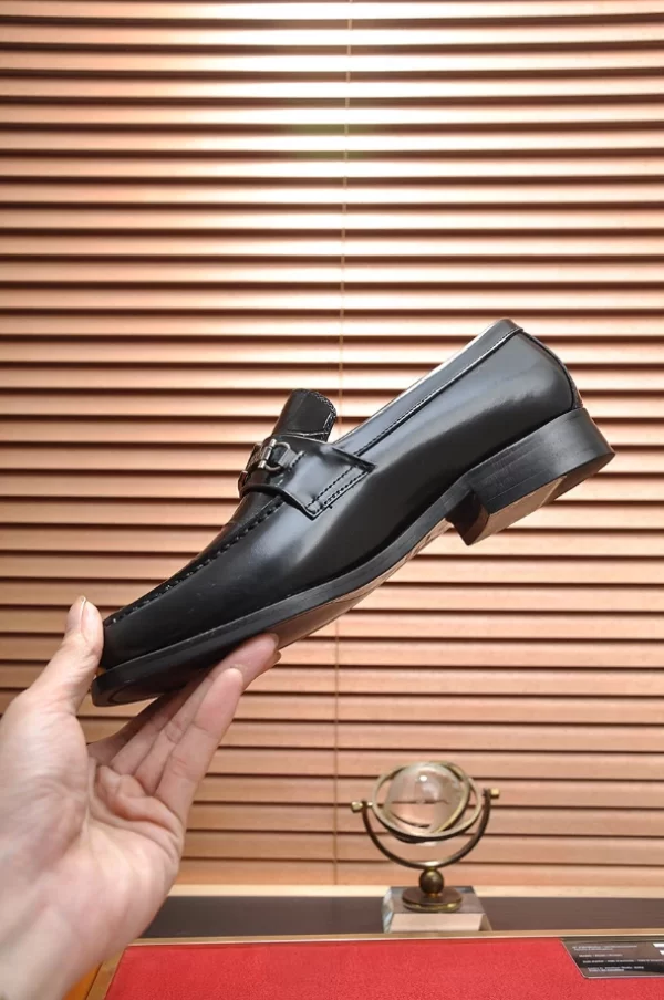 Louis Vuitton Loafers - LLV51