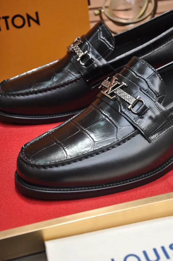 Louis Vuitton Loafers - LLV53