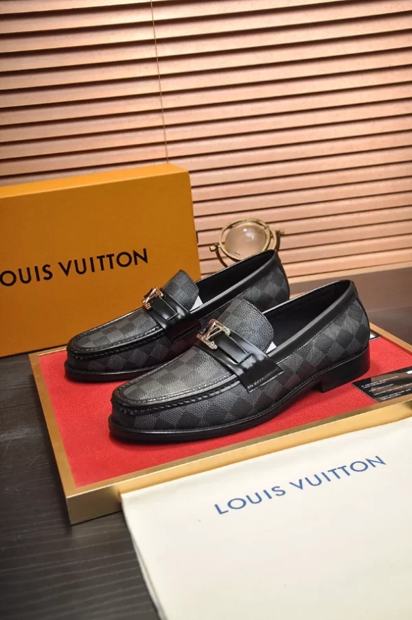 Louis Vuitton Loafers - LLV56