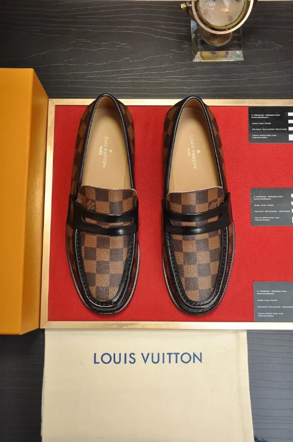 Louis Vuitton Loafers - LLV59