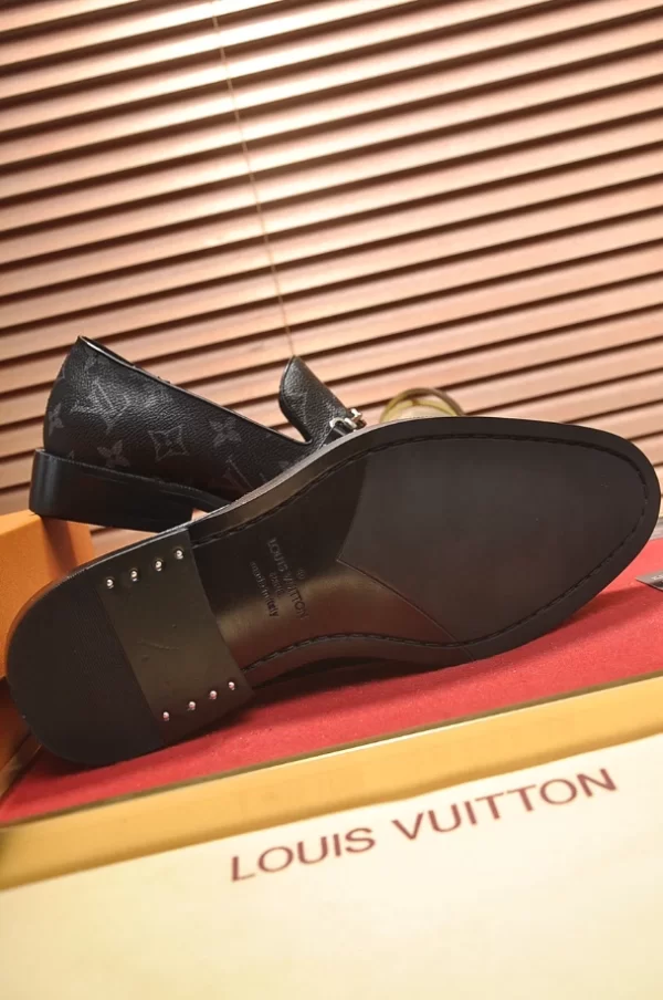 Louis Vuitton Loafers - LLV67