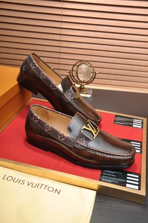 Louis Vuitton Loafers - LLV68