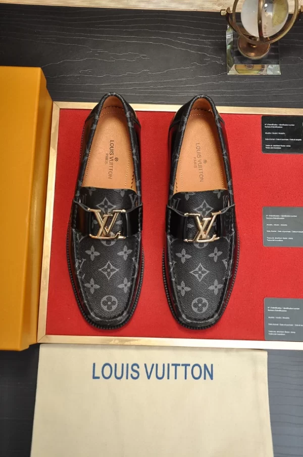 Louis Vuitton Loafers - LLV70