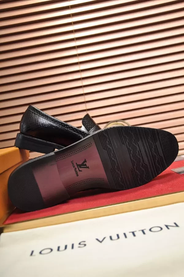 Louis Vuitton Loafers - LLV79