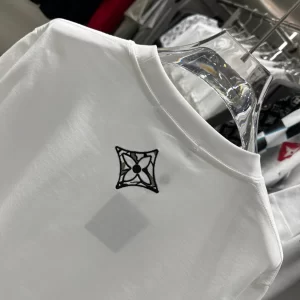 Louis Vuitton T-shirt - LSVT0240