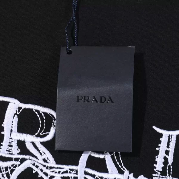 Prada T-shirt - PRT027