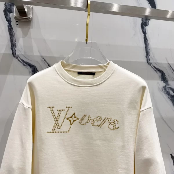 Louis Vuitton Sweatshirts - SLV007