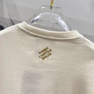 Louis Vuitton Sweatshirts - SLV007