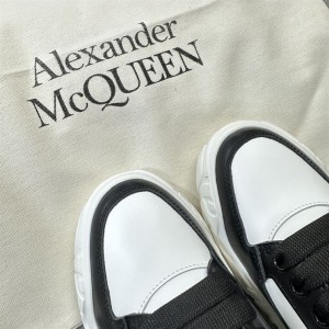 ALEXANDER MCQUEEN COURT TRAINERS SNEAKER - AM28