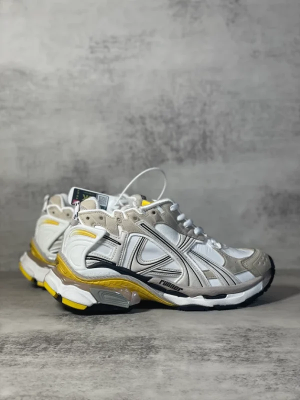 BALENCIAGA RUNNER SNEAKER IN GREY, WHITE, BLACK AND YELLOW - BB233