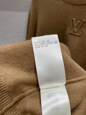 Embossed LV Cashmere Crewneck - SLV034