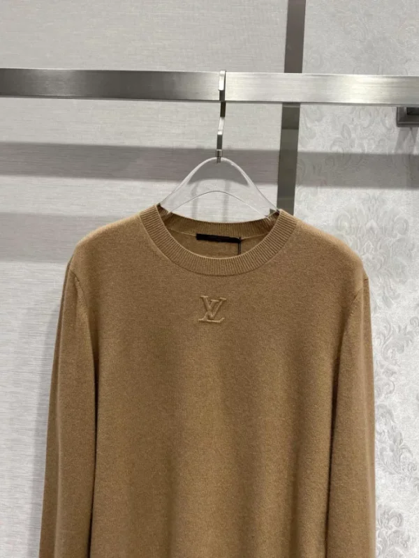 Embossed LV Cashmere Crewneck - SLV034