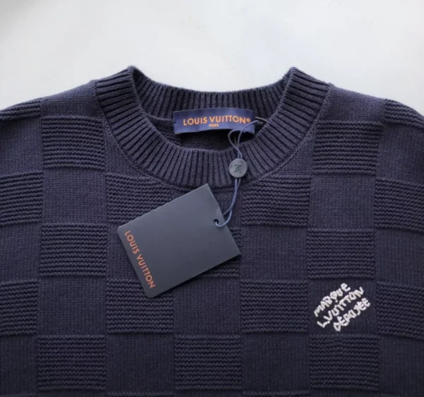 Louis Vuitton Damier Pullover With Pearl Signature - SLV052