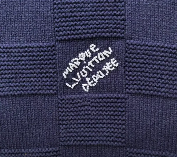 Louis Vuitton Damier Pullover With Pearl Signature - SLV052