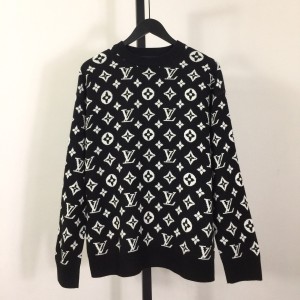 Louis Vuitton Sweater - SLV066