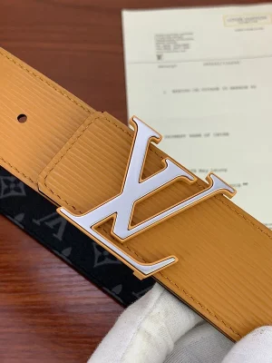 LOUIS VUITTON BELT - B0191