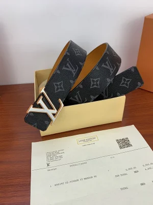 LOUIS VUITTON BELT - B0192