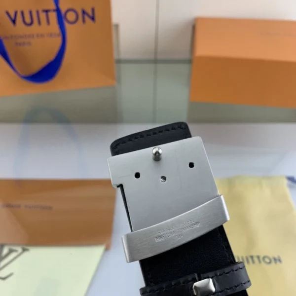 LOUIS VUITTON BELT - B0194