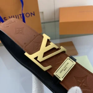 LOUIS VUITTON BELT - B0195