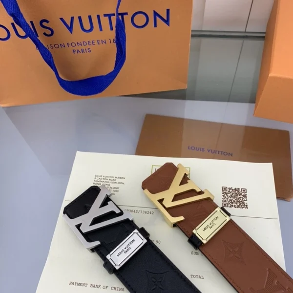 LOUIS VUITTON BELT - B0196