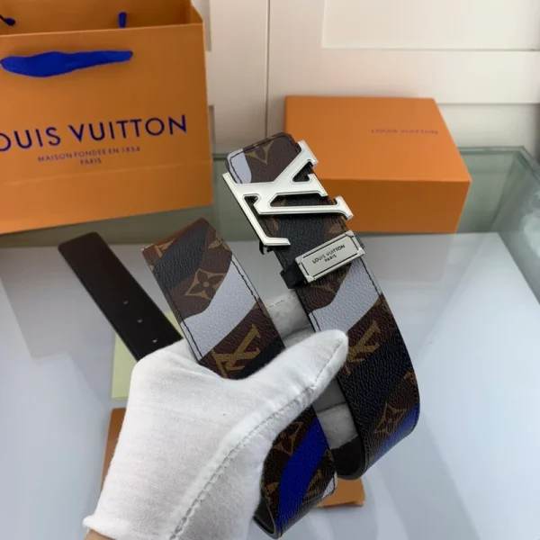 LOUIS VUITTON BELT - B0197