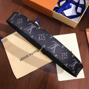 LOUIS VUITTON BELT - B0202