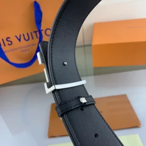 LOUIS VUITTON BELT - B0207