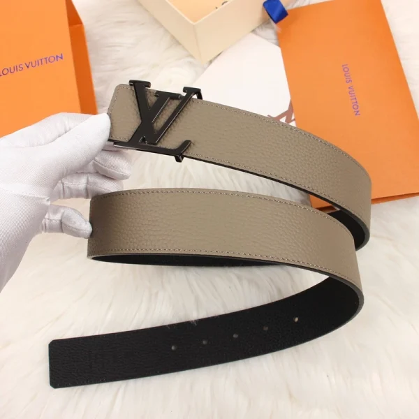 LOUIS VUITTON BELT - B0214