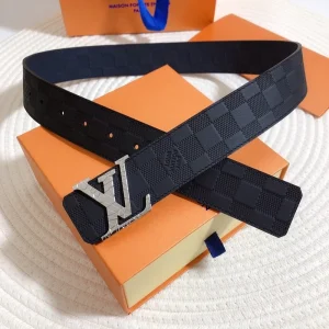 LOUIS VUITTON BELT - B0227