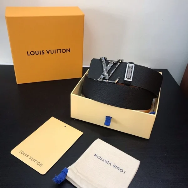 LOUIS VUITTON BELT - B0233