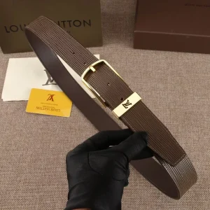 LOUIS VUITTON BELT - B0238