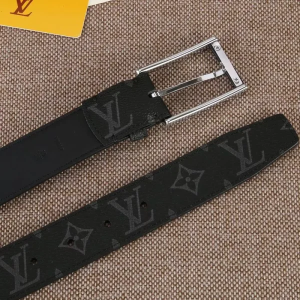 LOUIS VUITTON BELT - B0241