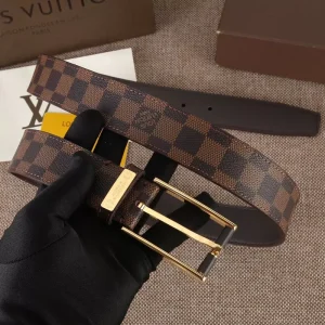 LOUIS VUITTON BELT - B0243