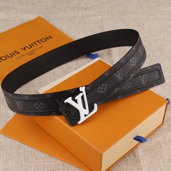 LOUIS VUITTON BELT - B0255