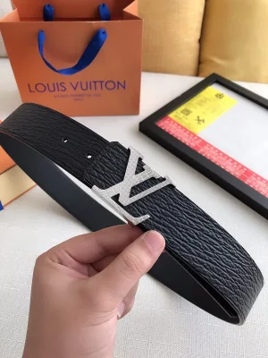 LOUIS VUITTON BELT - B0258