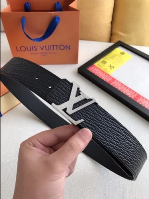 LOUIS VUITTON BELT - B0258