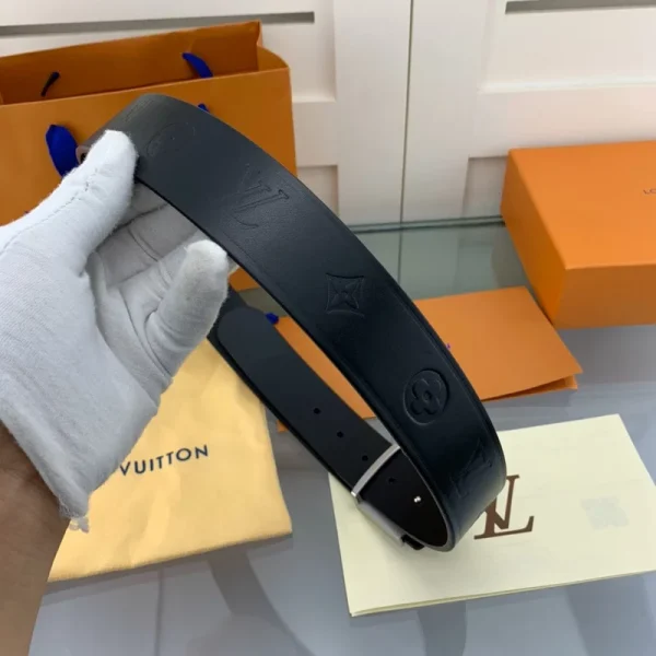 LOUIS VUITTON BELT - B0260