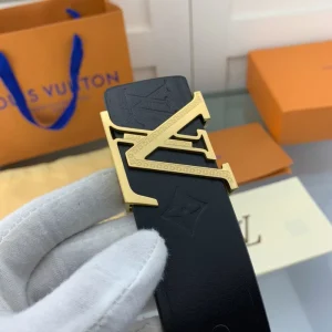 LOUIS VUITTON BELT - B0261